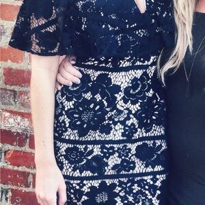 Selfie Leslie Black Floral Lace Long Sleeve Dress